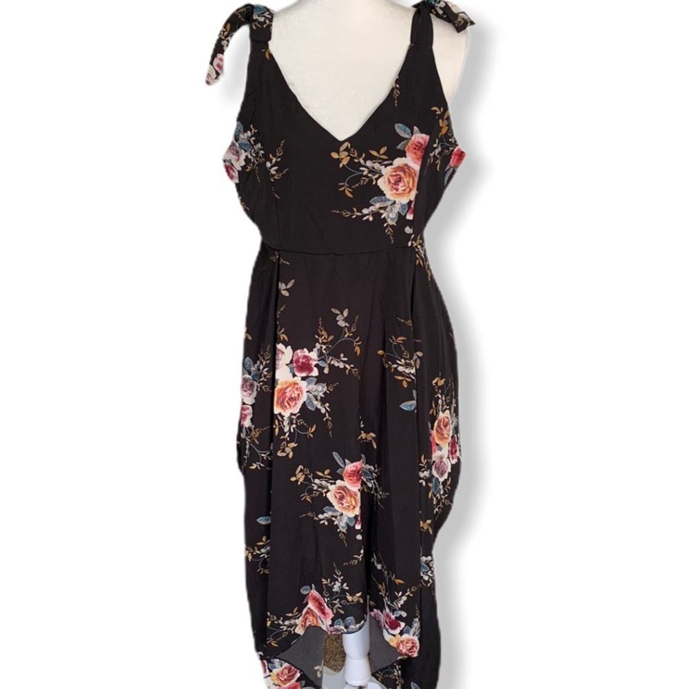NWOT MEANEOR Asymmetrical Black Floral Dress